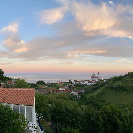 Vila Moradia Terra Cha Sea View 1 To 4 Pers Lomba  Exteriér fotografie